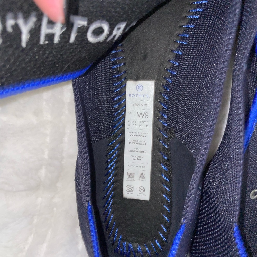 EUC Rothys Navy Blue Points 🦋 - Picture 3 of 3